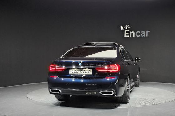 BMW 7-Series 740Li xDrive M Sport Package — пробег 90 045 км — фото 4 из 5