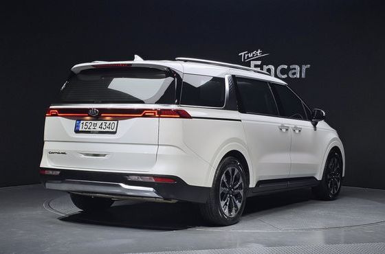 Kia Carnival Diesel 9-Seater Noblesse — пробег 40 101 км — фото 2 из 5