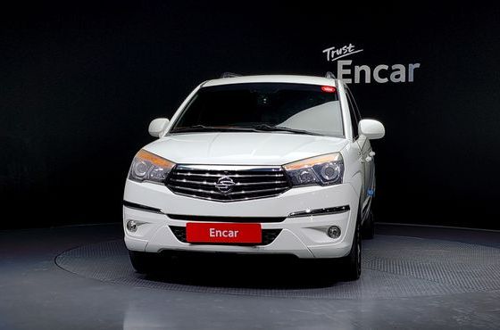 Ssangyong KORANDO 4WD TX 9-seater — пробег 113 365 км — фото 3 из 5