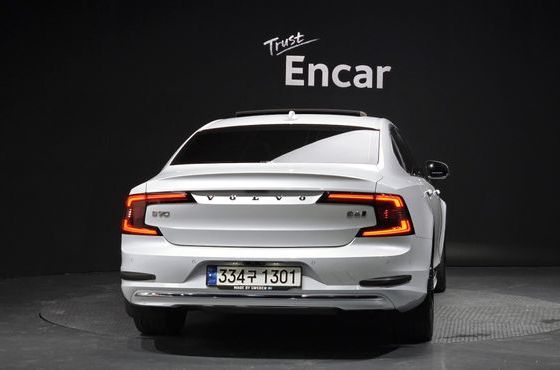 Volvo S90 B6 AWD Inscription — пробег 94 256 км — фото 4 из 5