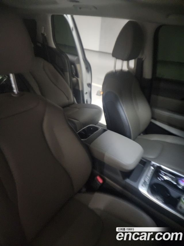 Kia Carnival Hev 9 Seater X Line — пробег 2 850 км — фото 5 из 5