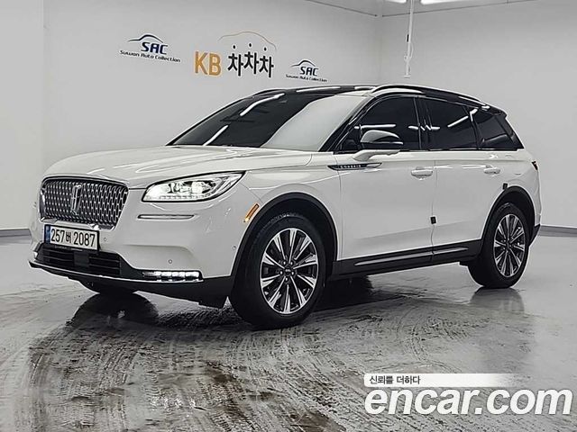 Lincoln Corsair 2.0 Reserve AWD — пробег 65 777 км — фото 1 из 5