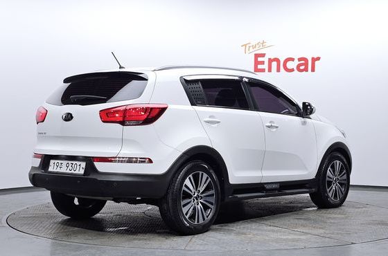 Kia Sportage Diesel 2WD Trendy — пробег 139 579 км — фото 2 из 5