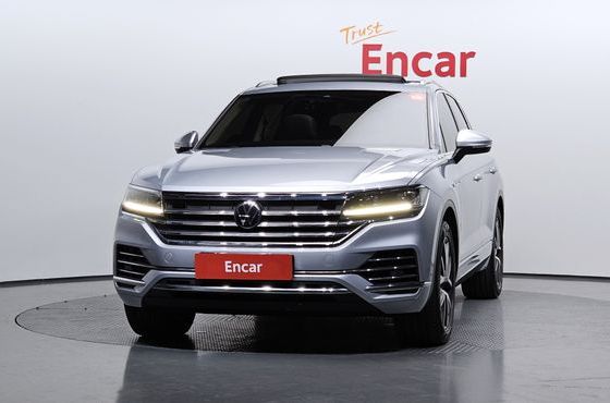 Volkswagen Touareg 3.0 TDI Prestige — пробег 111 986 км — фото 3 из 5