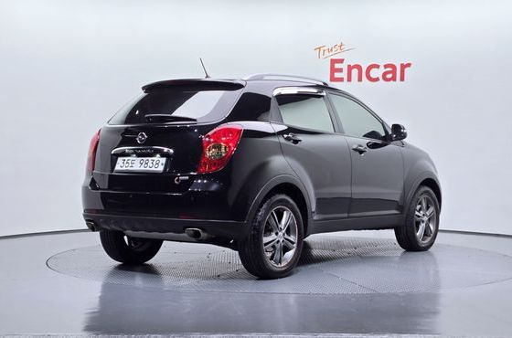 Ssangyong KORANDO Clubby 2WD Park — пробег 207 750 км — фото 2 из 5