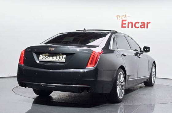 Cadillac CT6 3.6 Premium AWD — пробег 102 428 км — фото 2 из 5