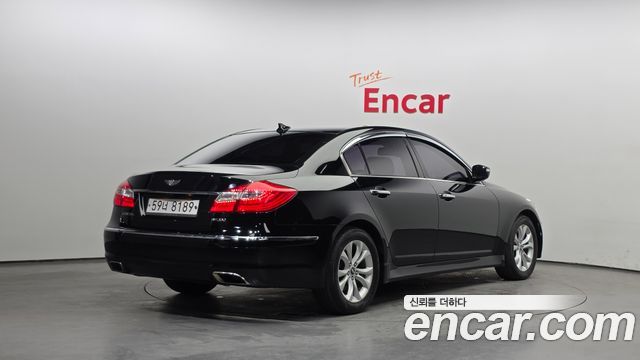 Hyundai Genesis из Кореи Encar