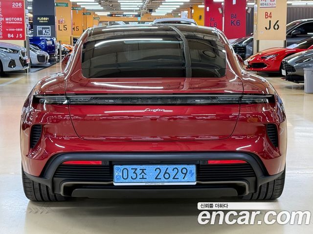 Porsche Taycan из Кореи Encar
