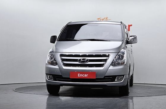 Hyundai Starex 12-Seater Wagon Smart — пробег 76 798 км — фото 3 из 5