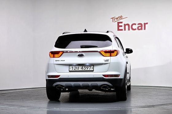 Kia Sportage Diesel 2WD Noblesse Special — пробег 130 058 км — фото 4 из 5