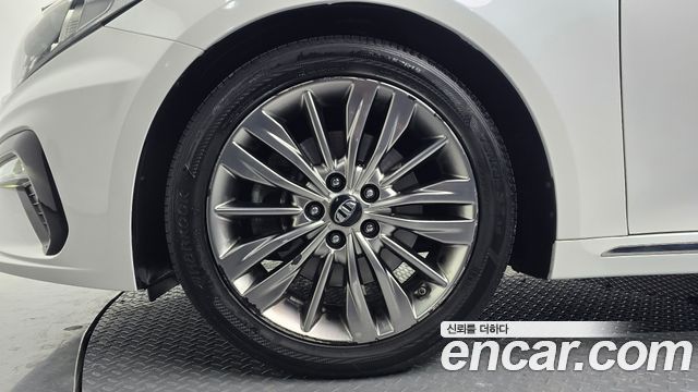 Kia K5 из Кореи Encar
