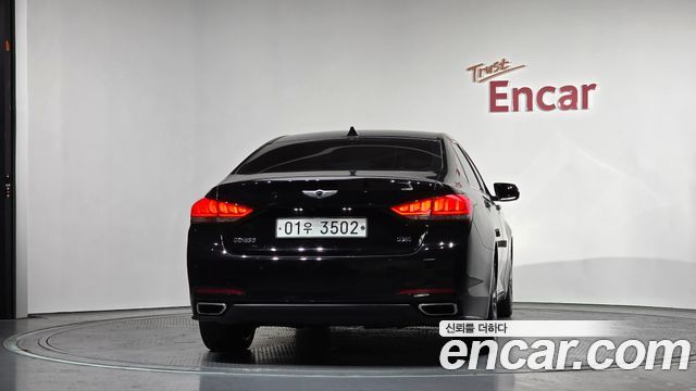 Hyundai Genesis из Кореи Encar