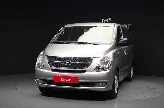 Hyundai Starex 12-Seater Wagon CVX Luxury — пробег 173 628 км — фото 3 из 5