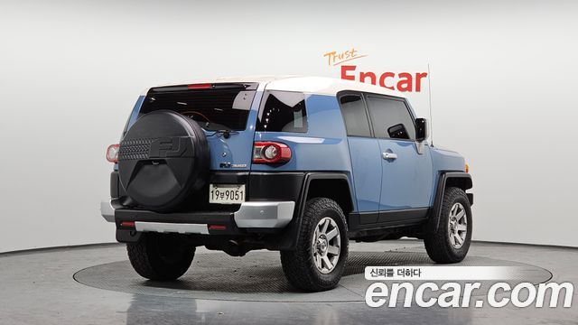 Toyota FJ Cruiser из Кореи Encar