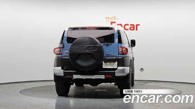 Toyota FJ Cruiser из Кореи Encar