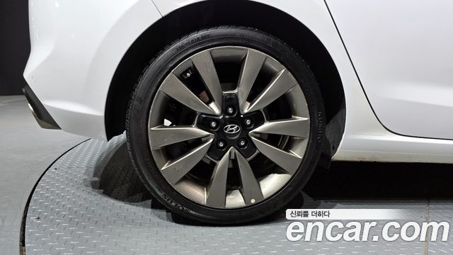 Hyundai i30 из Кореи Encar