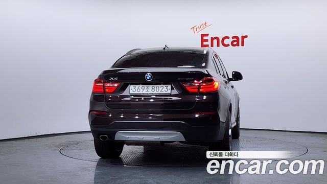 BMW X4 xDrive20d — пробег 99 212 км — фото 4 из 5