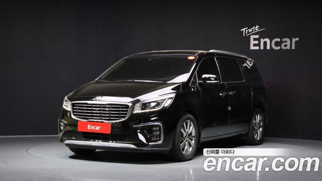 Kia Carnival 9-Seater Noblesse Special — пробег 112 462 км — фото 1 из 5