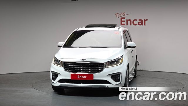 Kia Carnival из Кореи Encar