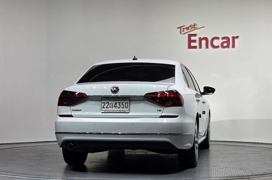 Volkswagen Passat 2.0 TSI B7 — пробег 106 104 км — фото 4 из 5