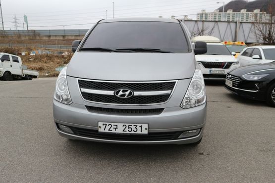 Hyundai Starex 12-Seater Wagon CVX Premium — пробег 171 880 км — фото 1 из 5