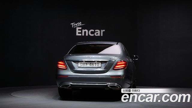 Mercedes-Benz E-Class из Кореи Encar