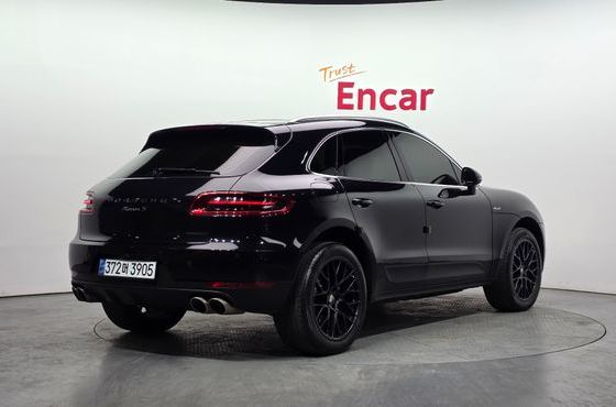 Porsche Macan 3.0 S Diesel 95B — пробег 64 421 км — фото 2 из 5
