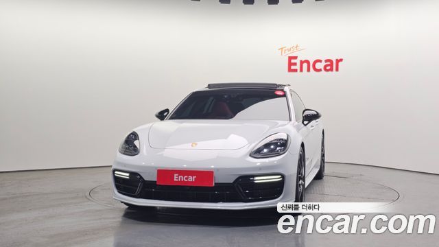 Porsche Panamera 4.0 GTS — пробег 36 719 км — фото 3 из 5