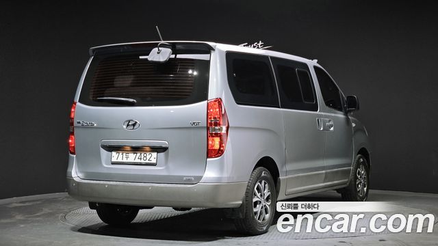 Hyundai Starex 4WD 12-Seater Wagon Modern Special — пробег 188 568 км — фото 2 из 5