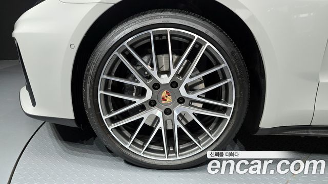 Porsche Panamera 2.9 AWD — пробег 12 713 км — фото 5 из 5