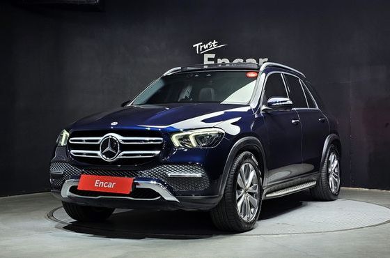 Mercedes-Benz GLE-Class GLE300d 4MATIC — пробег 97 332 км — фото 1 из 5