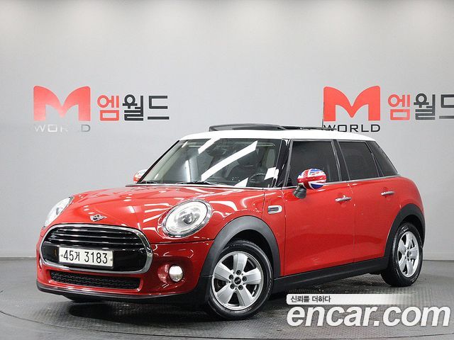 Mini Cooper Mid 3rd — пробег 203 440 км — фото 1 из 5