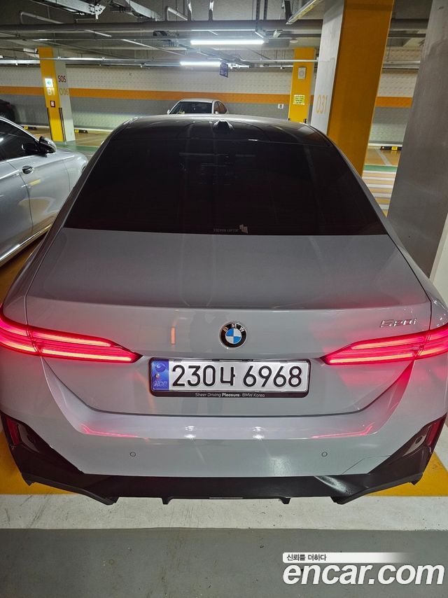 BMW 5-Series 520i M Sport — пробег 9 100 км — фото 4 из 5