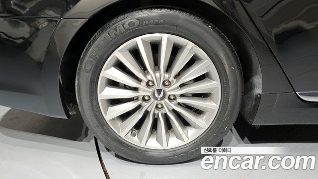 Hyundai Equus из Кореи Encar