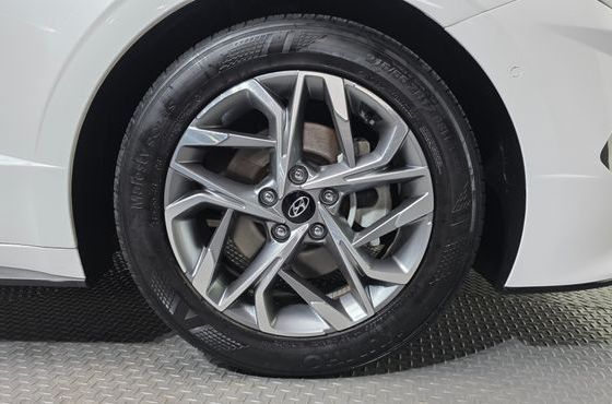 Hyundai Sonata 2.0 Premium Family — пробег 61 424 км — фото 5 из 5