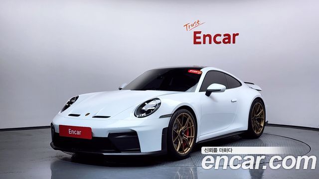 Porsche 911 GT3 Touring — пробег 18 км — фото 1 из 5