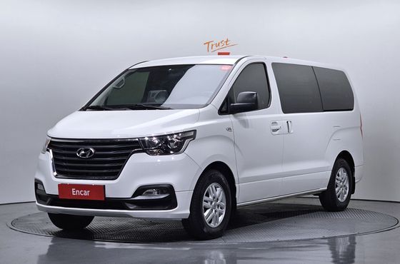 Hyundai Starex Van 3-Seater Smart — пробег 100 490 км — фото 1 из 5