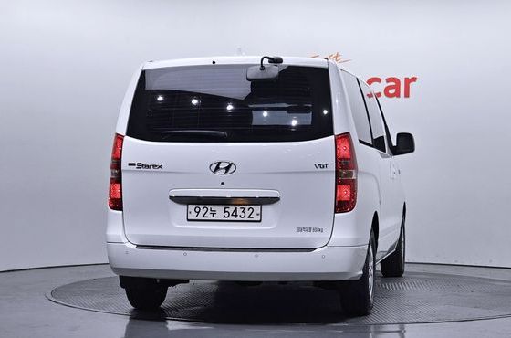Hyundai Starex Van 3-Seater Smart — пробег 100 490 км — фото 4 из 5