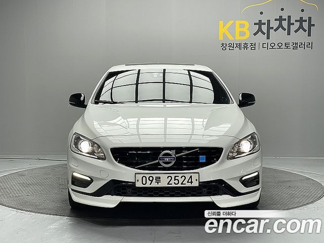 Volvo S60 Polester 2nd — пробег 78 571 км — фото 3 из 5