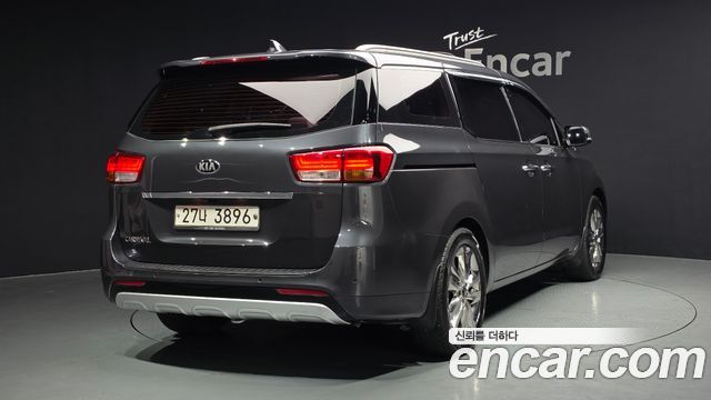 Kia Carnival 9-seater Prestige — пробег 98 148 км — фото 2 из 5