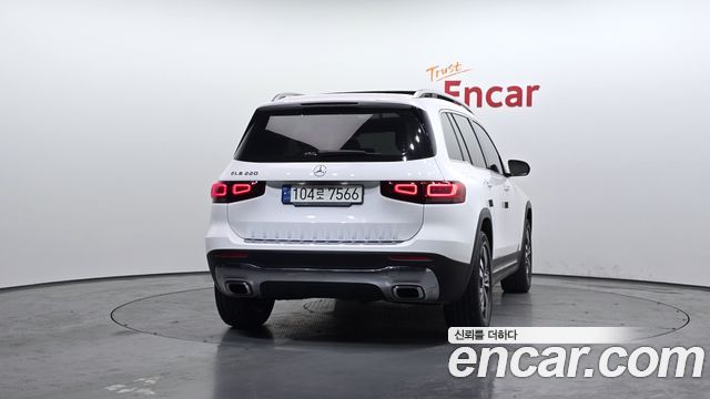 Mercedes-Benz GLB-Class из Кореи Encar
