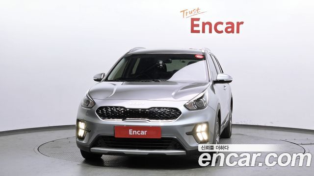 Kia Niro 1.6 HEV Trendy — пробег 106 933 км — фото 3 из 5