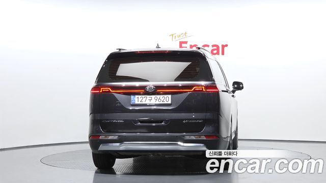 Kia Carnival 7-Seater Signature — пробег 57 157 км — фото 4 из 5