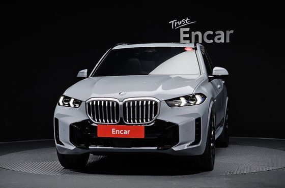 BMW X5 xDrive 30d M Sport — пробег 5 546 км — фото 3 из 5