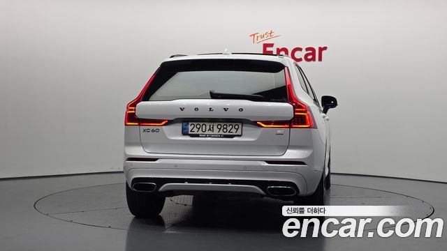 Volvo XC60 из Кореи Encar