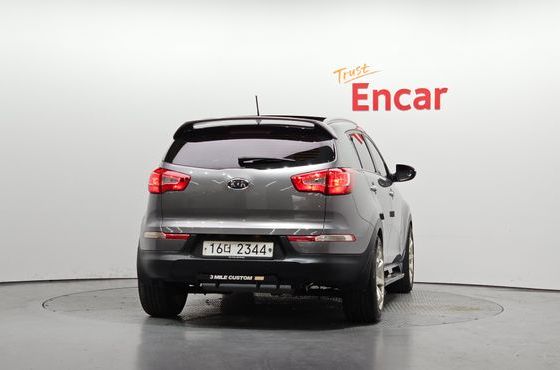 Kia Sportage Diesel 2WD TLX Premium — пробег 177 121 км — фото 4 из 5