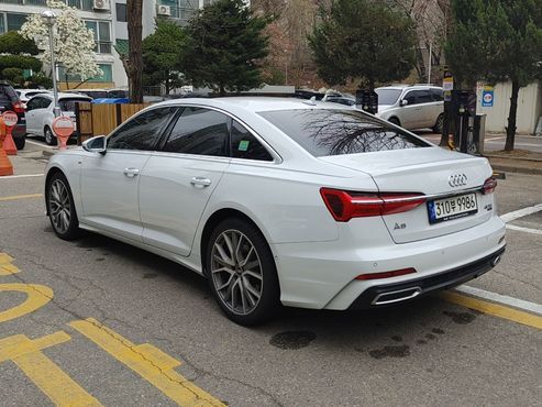 Audi A6 45 TDI Quattro Premium — пробег 85 000 км — фото 3 из 5