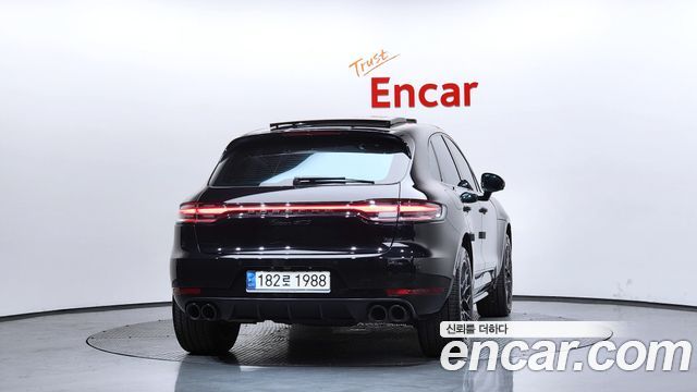 Porsche Macan из Кореи Encar