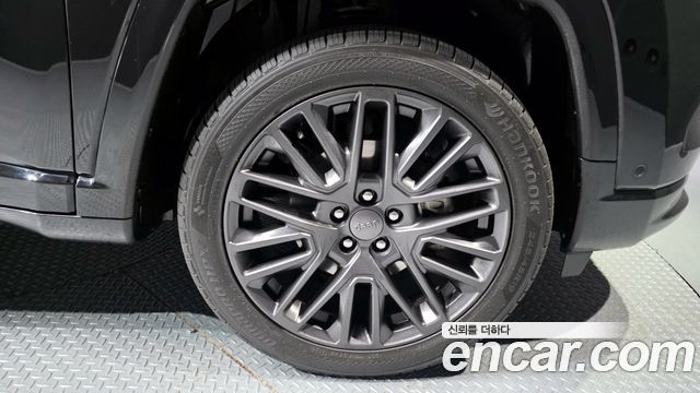 Jeep Compass S 2.4 AWD — пробег 96 473 км — фото 5 из 5