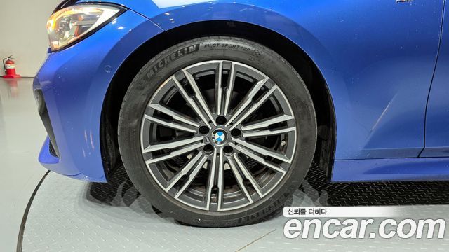 BMW 3-Series из Кореи Encar